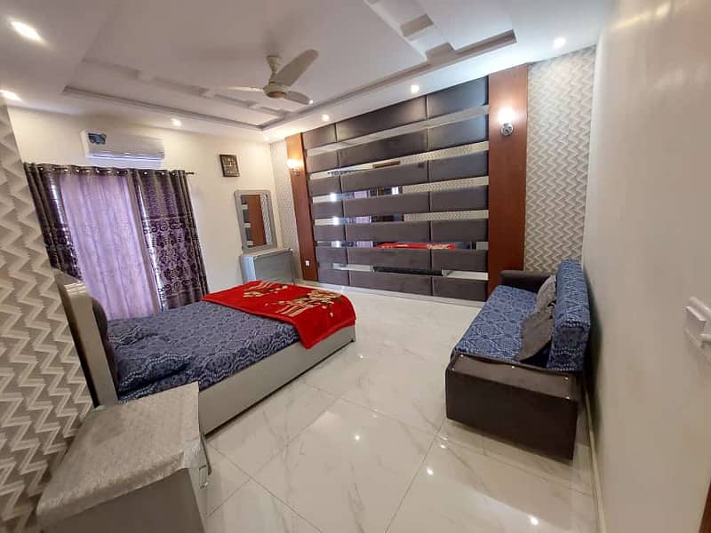 10 Marla Fully Furnished Upper Portion House For Rent in Bahria Town Lahore 0