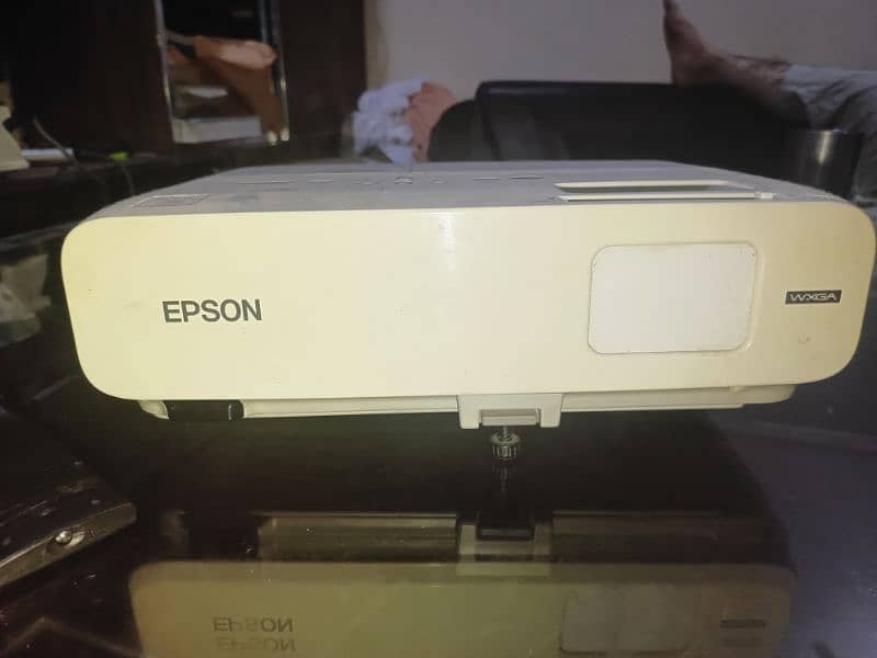 Epson Projector 3