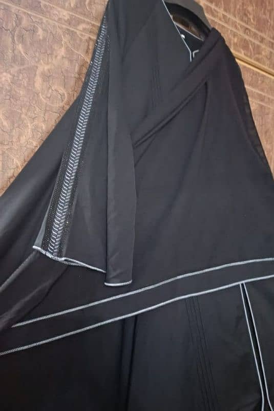 Saudi Arabian abaya 7