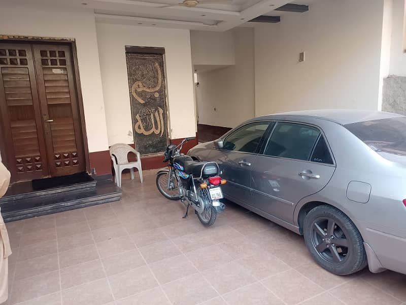 Beautiful House For Sale in Johar Town 14