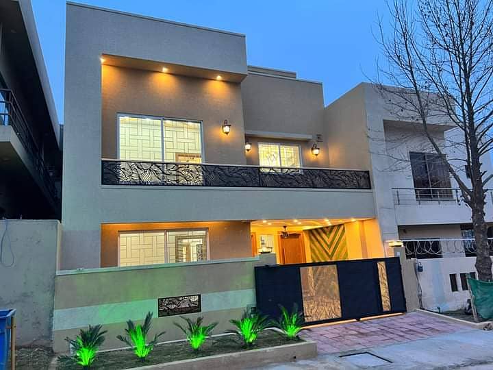 7 Marla Luxury Designer House For Rent 11