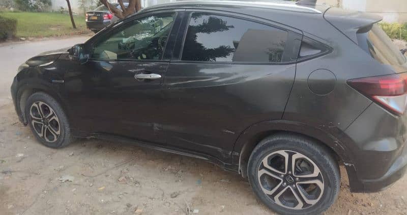 Honda Vezel 2015 1