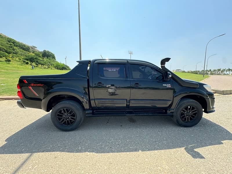 Toyota Hilux 2015 10