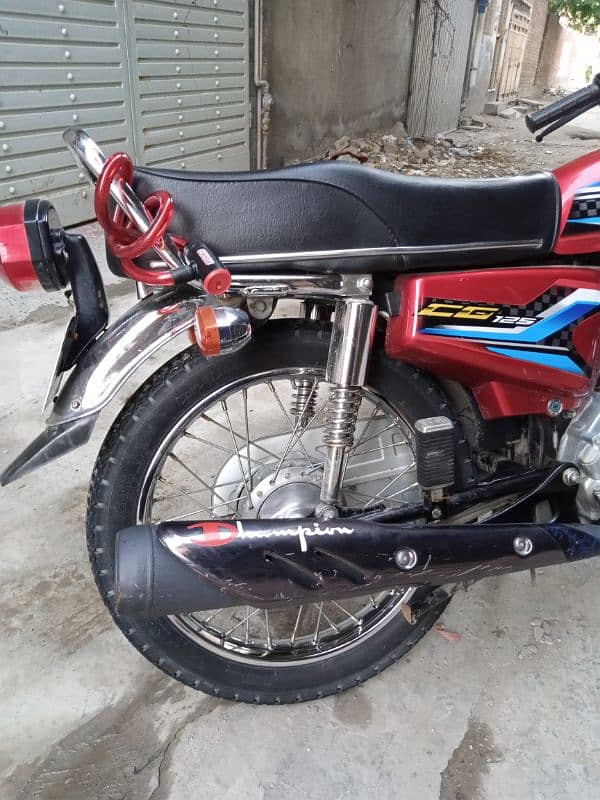 CG 125 Honda Good condition new tankey happy type for sale 2