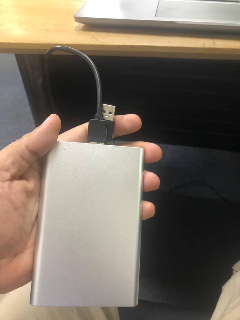 External Hard Drive 0