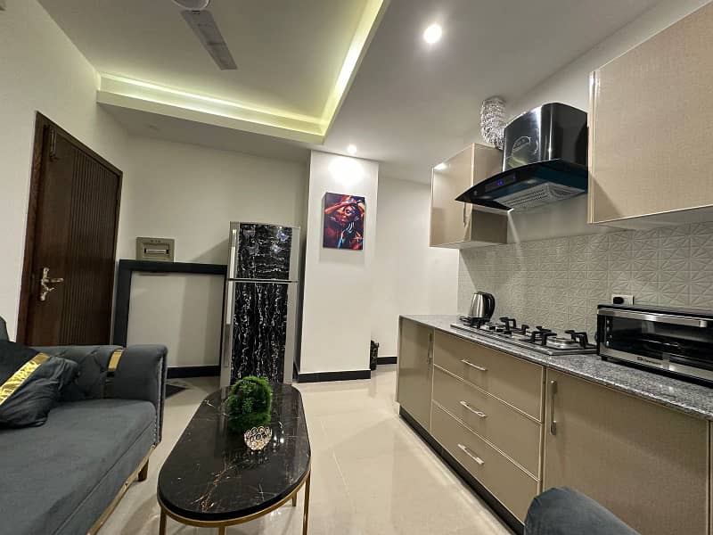 1 Bed Luxurious Fully Furnished Apartment For Rent 3