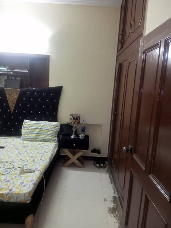 Furnish room available in G10/1 for single male or female 1