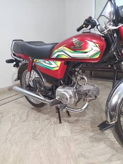 Honda CD 70 For sale 10 by 10 condition