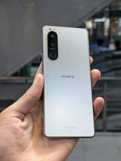 Sony Xperia 5 Mark 3 water peck