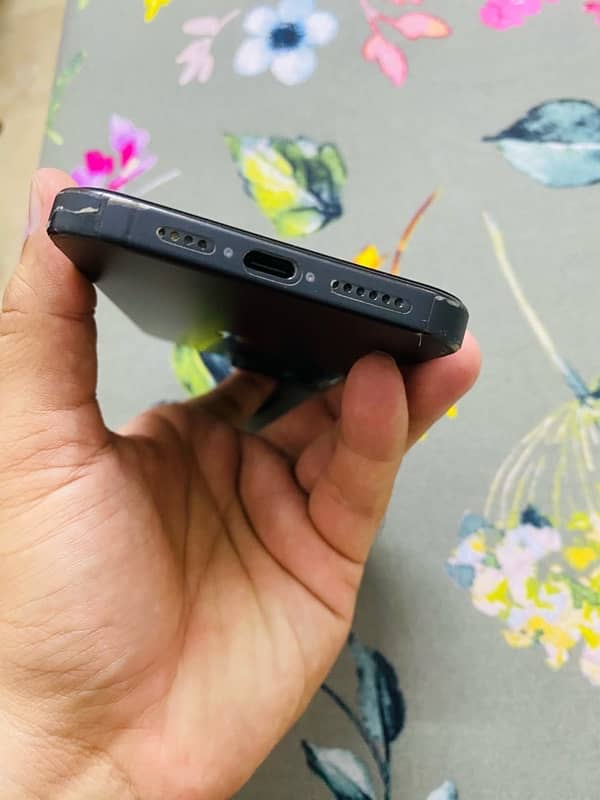 IPHONE 15 PRO MAX-256gb Non-PTA. 2