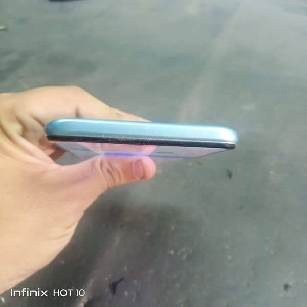 Infinix hot 11 play 6000 mah batry 5