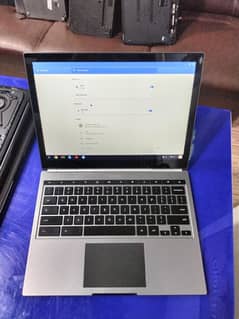 Chrome Book Google Pixel 3,, Led Touch, Ram 4 0