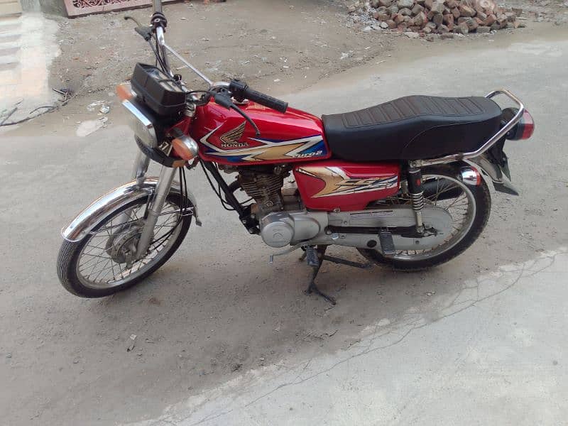 Honda 125 Gujranwala register 3