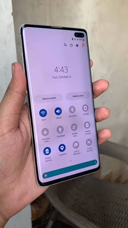 Samsung S10 Plus 1