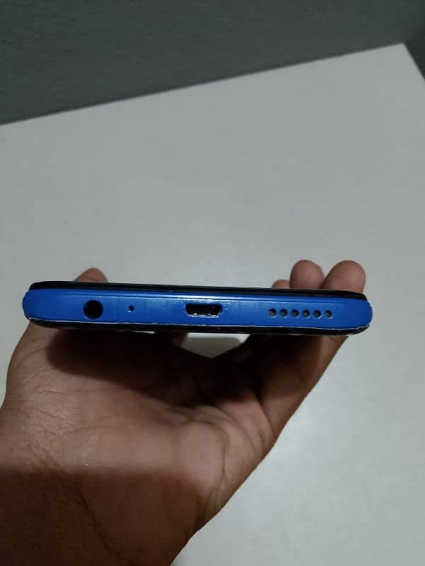 Infinix smart 6hd | 2GB RAM 32 ROM with Box and Charger 7