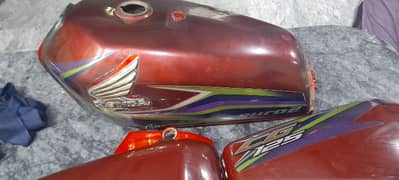 125 fuel tank geniun he 0