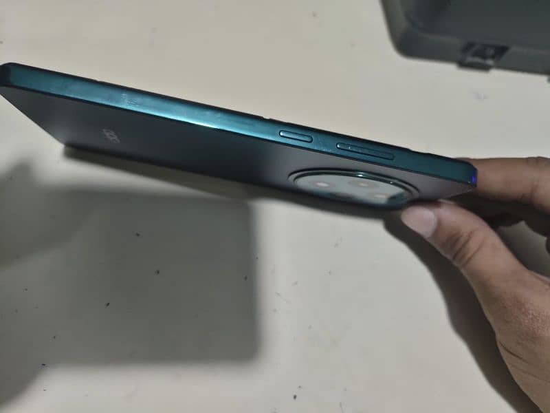 oppo Reno 12F 1