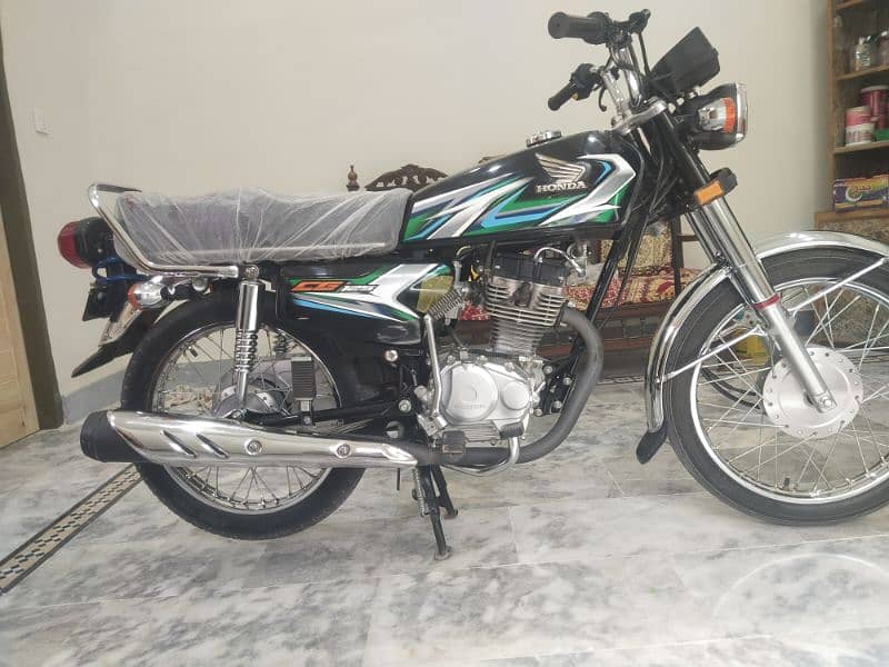 Honda CG 125 Brand New Condition 4