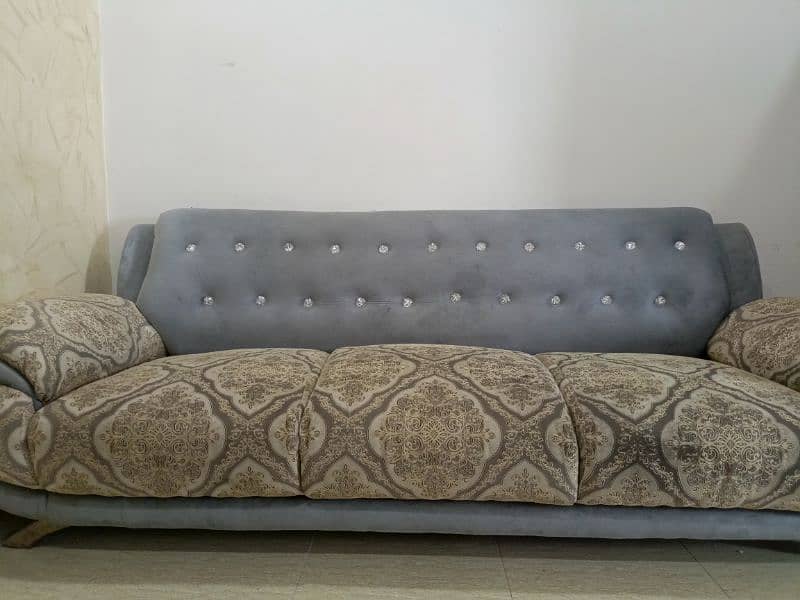 Sofa Set Sall new Jasi conditions mia used ki prise mia 5 Seater Sofa 0