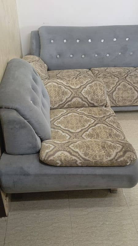 Sofa Set Sall new Jasi conditions mia used ki prise mia 5 Seater Sofa 1