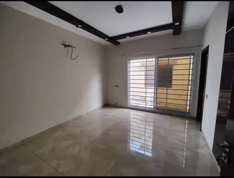 10 MARLA UPPER PORTION FOR RENT IN PARAGON CITY LAHORE 4