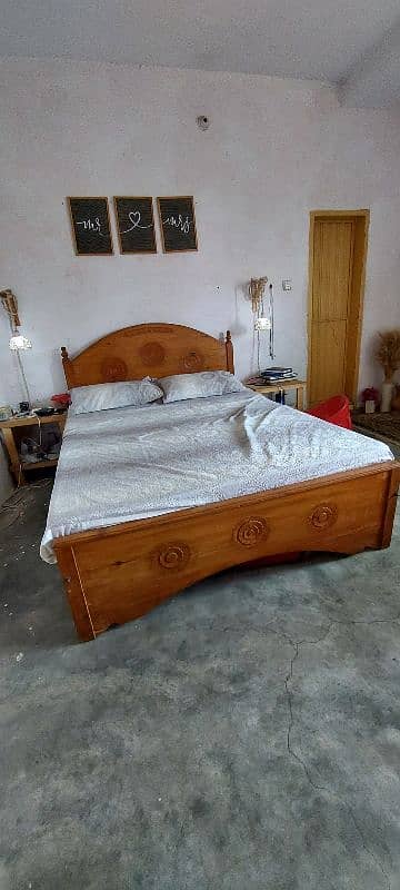 Pure Cheer wood bed 5×6.5  (side tables are not included) 3