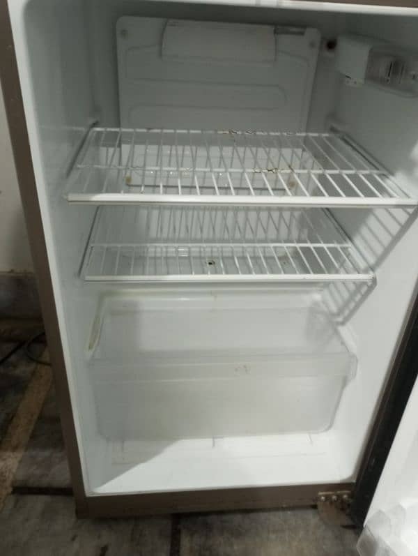 pel Small Fridge 2