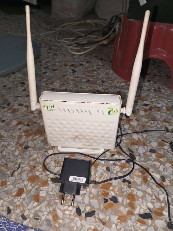 ptcl divice for  sale 4