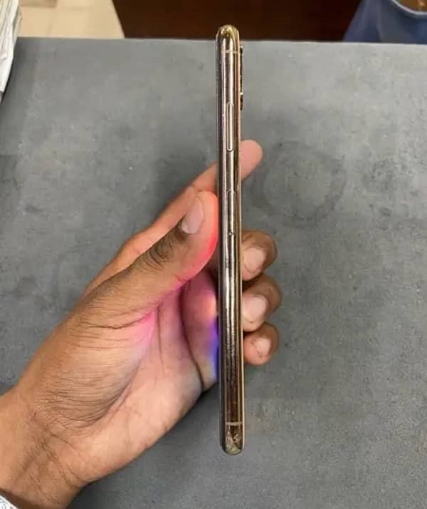 iphone xsmax 256gb pta approved factory unlock 4