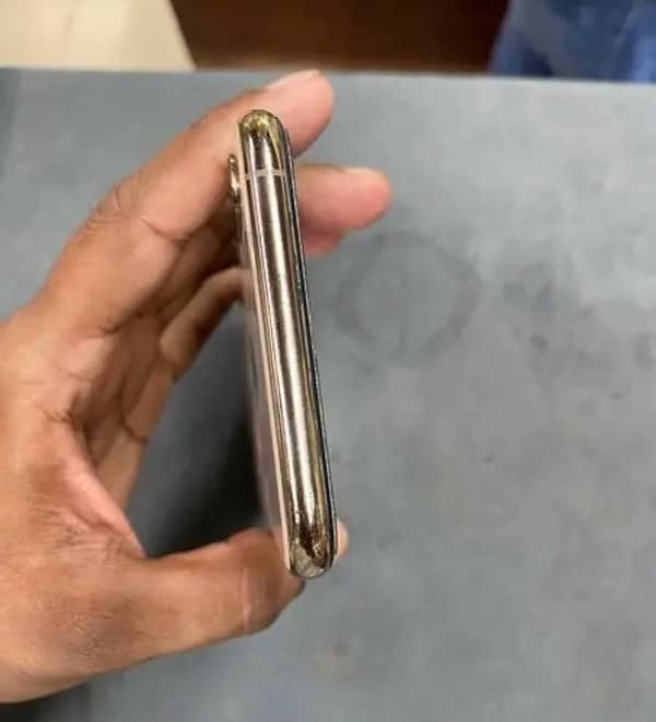 iphone xsmax 256gb pta approved factory unlock 7