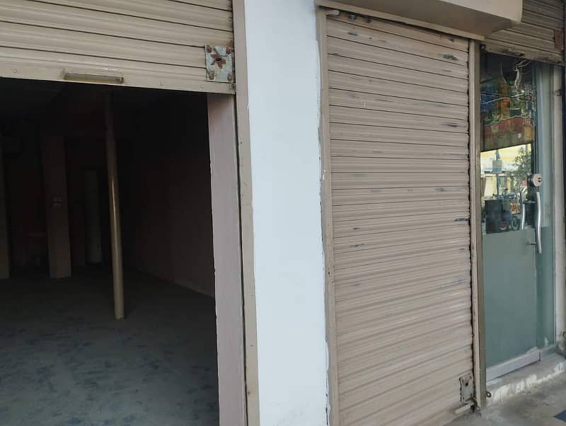 shop for rent in township for pan shop and tuck shop and milk shop and fast food point in bzar main road 0