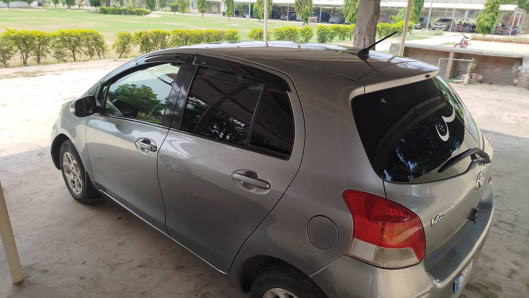 Toyota Vitz 2010 2