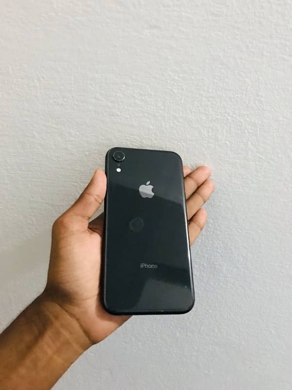 iPhone XR 128GB factory unlock 03095223360 Call 3