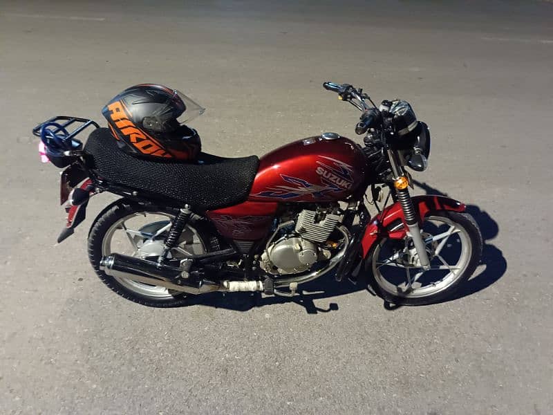 suzuki gs 150se 2023 2