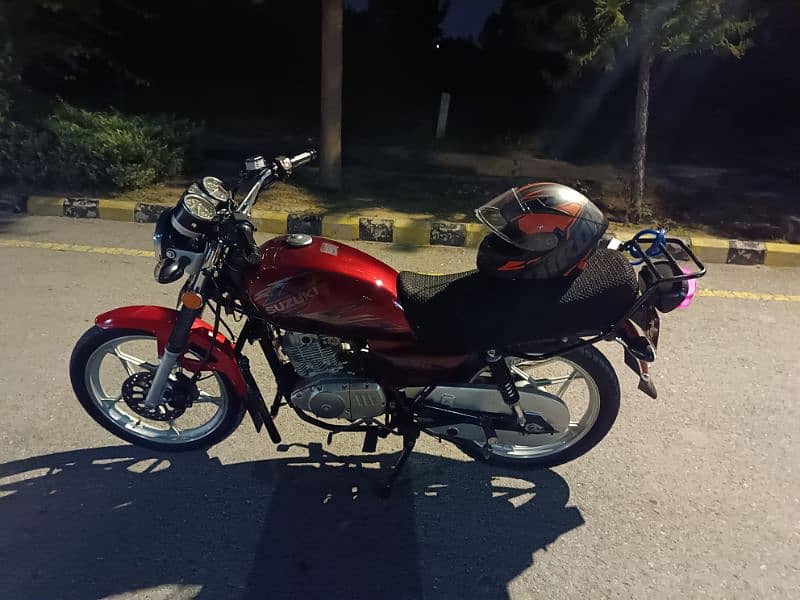 suzuki gs 150se 2023 3