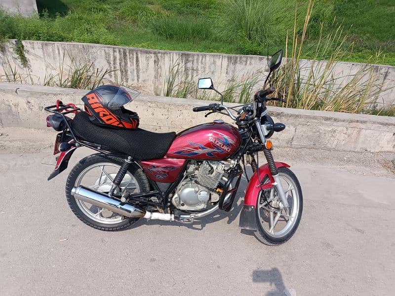 suzuki gs 150se 2023 13