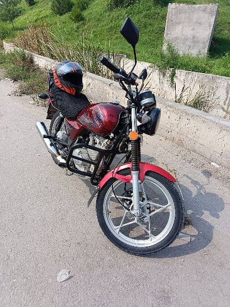 suzuki gs 150se 2023 14