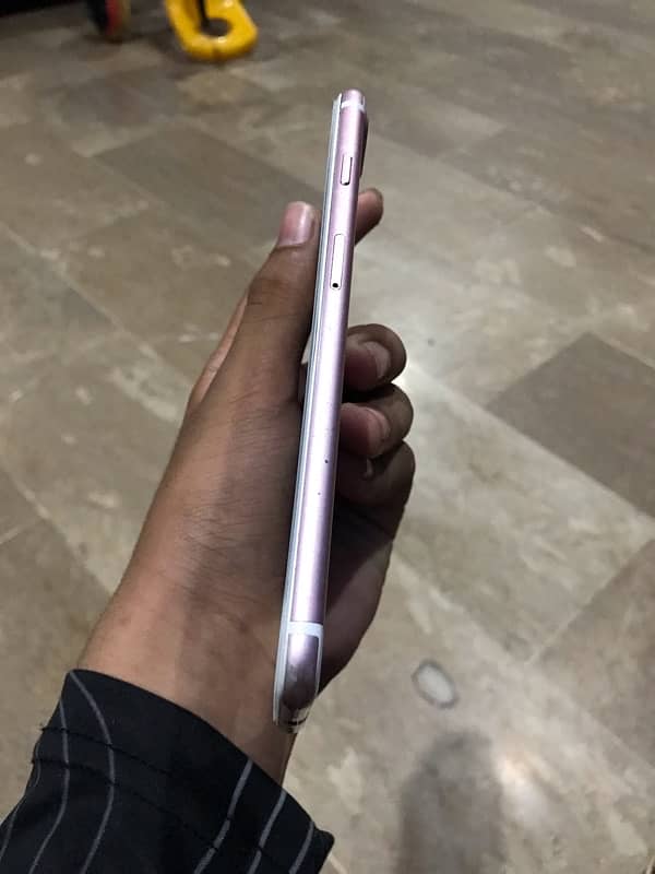 iphon 7 plus PTA 3