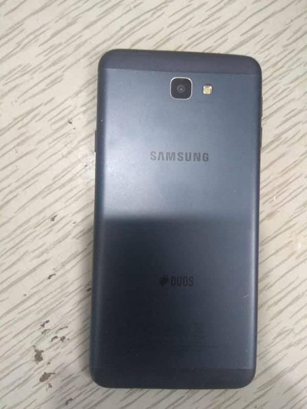 SAMASUNG GALAXY J7 PRIME 1