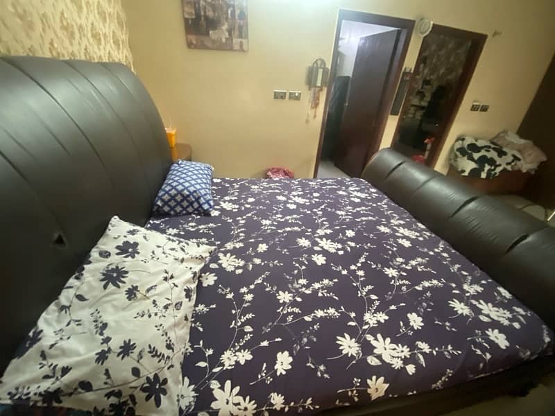 king size bed with side table , mattres and a dressing 6