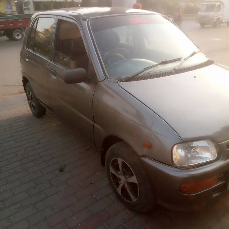 Daihatsu Cuore 2007 7