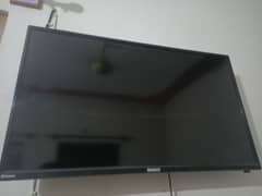 FOR SALE new 10/10 led (original ORIENT) led 32inches led 0