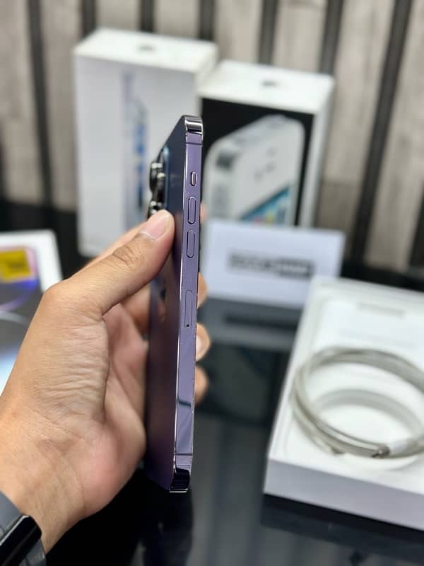 14 Pro Max 256GB PTA Approved 91% Health Purple Colour 3