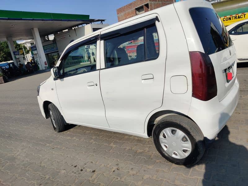 Suzuki Wagon R 2017 5