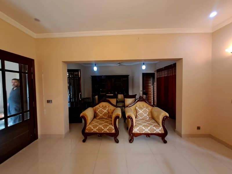 1 kanal beautiful design house for sale in dha phase 4 6