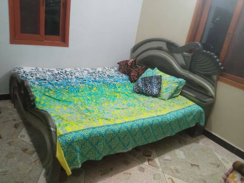 Double bed almari with iron trolley 4