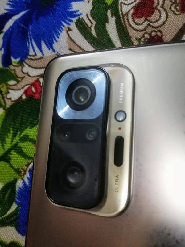 Redmi Note 10 Pro - 108 Megapixel Camera 4