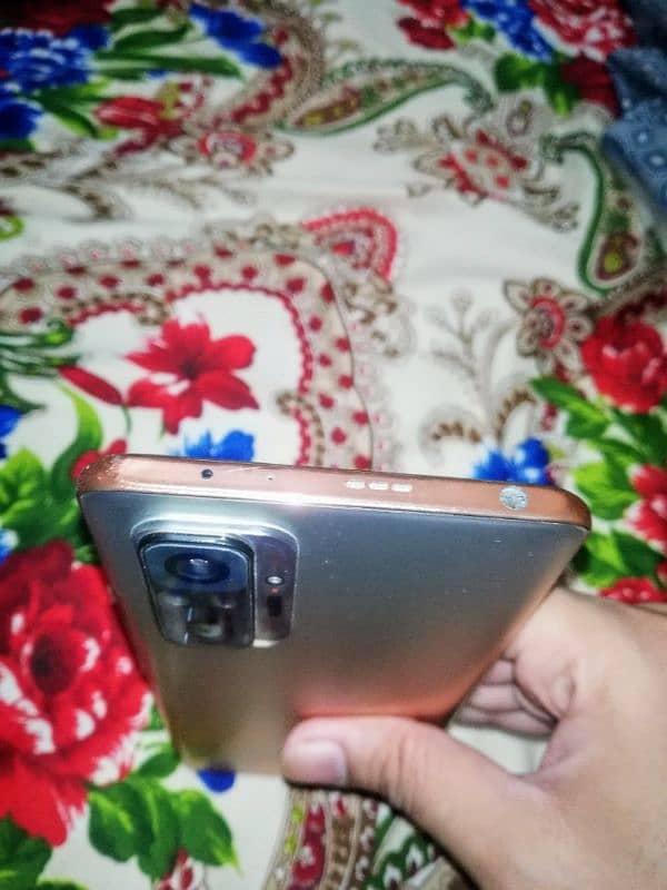 Redmi Note 10 Pro - 108 Megapixel Camera 5