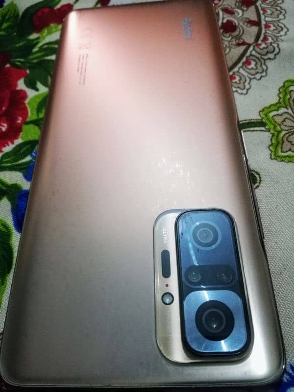 Redmi Note 10 Pro - 108 Megapixel Camera 1