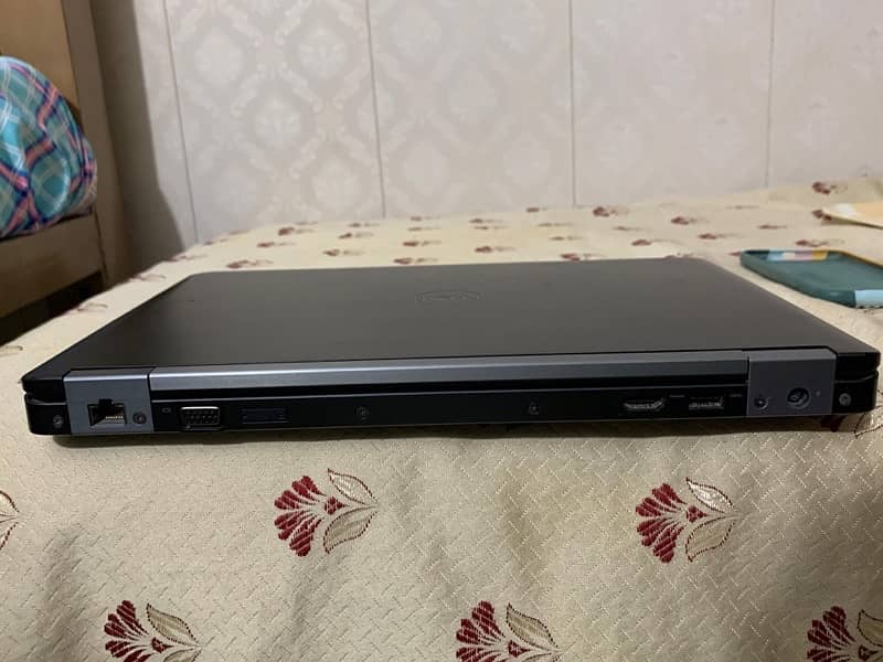 DELL LATITUDE E5470 i5 6gen | 8gb ram | 256gb 9